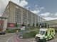 Esse hospital fica em Southampton, na Inglaterra, e uma curiosidade o cerca. Um cara que prendeu o pênis em um cano e um outro rapaz entalou o membro numa arruela de metal foram para lá. Em ambos os casos, usaram uma esmerilhadeira industrial – usada para cortar encanamento de aço - para ajudá-los!