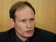 Armin Meiwes foi condenado à prisão perpétua em 2006, depois de assassinar Bernd Jurgen Brandes, que conheceu Meiwes após responder a um anúncio em que o canibal convidava um voluntário para ser morto e ingerido. Meiwes cortou e comeu o pênis de Brandes. Depois matou a vítima e a esquartejou, congelando o corpo. Preso, ele confessou ter comido pelo menos 20 kg de carne de Brandes