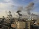 Fumaça é vista após ataque aéreo israelense contra a Faixa de Gaza nesta quarta-feira (21). Israel voltou a bombardear Gaza durante a madrugada. Cerca de 100 alvos foram atingidos, incluindo o Ministério de Segurança Interno do Hamas