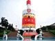 Localizado na cidade de Yibin, esse prédio em formato de garrafa pertence a uma marca produtora de bebidas alcoólicas!