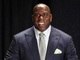 Magic Johnson, de 53 anos, aposentou a carreira de jogador de basquete em 1991, após declarar que havia contraído Aids. Johnson tornou-se porta-voz do sexo seguro e da prevenção contra o HIV