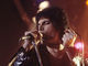 O vocalista da banda britânica Queen, Freddie Mercury faleceu no dia 24 de novembro de 1991, aos 45 anos, depois de lutar muito contra a Aids