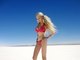 E pronto: cá está a barbie humana no&nbsp;Salar de Uyuni