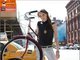 Cadê o resto da sua bicicletinha, tia?