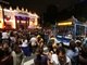 

No
período das 18h à 1h, a CET monitora a avenida para montagem da decoração do
“Natal Iluminado 2012”. A recomendação é de que os visitantes que irão ao local
a partir das 19h utilizem o transporte coletivo como alternativa

<br>