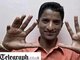 O indiano Haramb Ashok Kumthekar se orgulha de somar 12 dedos nas mãos e 14 nos pés e já apareceu por aqui pedindo uma mãozinha par alcançar a fama. <b><a href="http://noticias.r7.com/esquisitices/noticias/indiano-de-26-dedos-pede-maozinha-para-ter-fama-20100317.html">Veja a história dele aqui</a></b>