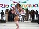 Passista da Mangueira, Evelyn Bastos, de 19 anos, foi eleita a Rainha do Carnaval