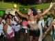 No ar na novela Salve Jorge (TV Globo), a atriz Cris Vianna, de 35 anos, estreia à frente da bateria da Imperatriz Leopoldinense. A musa terá o desafio de assumir o posto que foi da ex-modelo Luiza Brunet por mais de 15 anos