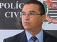 No
entanto, o delegado Roberto Gonçalves (foto) também suspeita que um assassino em série possa ter cometido o
crime