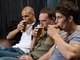 

Outro ponto que merece atenção redobrada e a mistura de álcool e remédio. "Quando o indivíduo ingere
o <a href="http://noticias.r7.com/saude/jovens-que-recorrem-a-viagra-alcool-e-drogas-falham-na-hora-h-22012013">Viagra com altas doses de álcool</a>, pode surtir efeito contrário, ou seja,
impotência", alerta o urologista Dr. Valter Javaroni, membro do Departamento de
Andrologia da SBU (Sociedade Brasileira de Urologia)