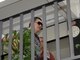 Ele foi preso em caráter temporário por ordem do juiz Regis Adil Bertolin. O pedido de prisão temporária, feito pela polícia, dura cinco dias. Além dele, <a href="http://noticias.r7.com/cidades/apos-tragedia-em-santa-maria-rs-dono-de-boate-e-integrantes-de-banda-sao-presos-28012013">já estão presos outro sócio da boate e dois integrantes da banda Gurizada Fandangueira</a>, que tocava quando o fogo começou