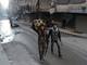 Nessa galeria de fotos, o internauta do R7 vê de perto a destruição da cidade de Aleppo, flagrada pelas lentes do fotojornalista brasileiro Edrien Esteves.&nbsp;<a href="http://noticias.r7.com/internacional/cidade-historica-da-siria-aleppo-vai-desaparecendo-entre-explosoes-e-atiradores-de-elite-01022013">Leia a reportagem completa&nbsp;</a>