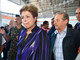 A presidente Dilma Rousseff esteve em Santa Maria (RS) no domingo (27) para consolar as famílias das vítimas e acompanhar de perto o trabalho das autoridades responsáveis por explicar as causas do incêndio. <b><a href="http://noticias.r7.com/cidades/veja-a-cobertura-completa-do-incendio-que-deixou-centenas-de-mortos-em-santa-maria-rs-01022013">Leia mais</a></b>