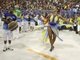 Juliana rodopiou e mostrou samba no pé ao som do samba-enredo da escola