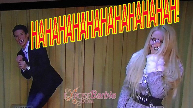 Depois, ela voltou atrás e disse que não há problema nenhum entre os dois e que isso é tudo culpa da imprensa, que fica jogando um contra o outroAssista ao vídeo do Inside Edition e veja o encontro dos dois clicando AQUI!