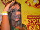 Solteira, Nicole Bahls está curtindo o Carnaval de Salvador como ninguém