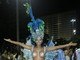 Ariadna perdeu a parte de cima da fantasia e teve de improvisar!<br><br><a href="http://entretenimento.r7.com/carnaval-2013/fotos/com-os-seios-de-fora-ariadna-desfila-pela-unidos-de-vila-santa-tereza-09022013">Saiba tudo</a>