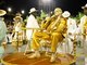 Mancha Verde levou para a avenida uma homenagem ao sambista e escritor Mário Lago.&nbsp;Na comissão de frente, uma coreografia era uma estátua viva rodeada de sambistas. No meio do caminho, ela se levantava e mostrava que também tinha samba no pé<br><br><a href="http://entretenimento.r7.com/carnaval-2013/fotos/mancha-verde-e-a-terceira-escola-a-entrar-na-avenida-09022013">Veja as fotos do desfile da Mancha Verde</a>