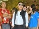Ele cantou ao lado de Claudia Leitte. Simpático, PSY ainda cumprimentou o fotógrafo 