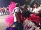 

Enquanto na concentração, a associação ajuda com costureiras
e aderecistas, na dispersão, os membros retiram os casais e apresentadores da
pista no final do desfile e levam para a tenda



