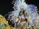 Nicole exibiu as formas saradas em uma fantasia minúscula e glamourosa