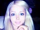 É uma teoria interessante essa de que Valeria Lukyanova se tornou uma boneca para evitar a dor de ser humana, mas, vendo por esse lado, ela não é nada absurda e chega a fazer bastante sentido