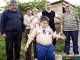 A gente nem queria dizer nada, mas o gordinho que aparece nessa foto é um velho conhecido nosso.&nbsp;<br><a href="http://noticias.r7.com/internacional/noticias/-menino-ima-gruda-no-corpo-de-colher-ate-frigideira-na-croacia-20110620.html">Veja aqui:&nbsp;'Menino Ímã' atrai atenção na Croácia</a>
