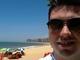 O profissional da área de informática Rafael de Oliveira Dorneles, de 30 anos, passou por algo parecido. Ele morava em uma cidade próxima a Porto Alegre, mas estava em Santa Maria para visitar o pai. Ele foi para a boate com a irmã, cunhado e alguns amigos. Ele conseguiu sair do estabelecimento em chamas, mas ao perceber que não era uma briga na boate, e sim um incêndio, resolveu voltar. Ele conseguiu retirar algumas vitimas, mas morreu no local