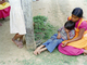 Os recentes casos de estupro na Índia chamaram a atenção do mundo todo
para o problema. Além da violência sexual, o aborto de meninas, o casamento
infantil e o tráfico de mulheres são comuns na sociedade indiana.<br><br>O Inquérito Nacional de Saúde da Família constatou que 51% dos homens e 54% das mulheres do
país acham justificável o marido bater em sua mulher
