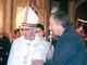 

Na época, Nestor Kirchner, que aparece na foto ao lado de Bergoglio, também se queixou de que a igreja não reconhecia
seus méritos como presidente, por ele ter tirado o país de uma das piores crises de
sua história.<br>&nbsp;&nbsp;

<br>Segundo o jornal argentino Clarín, o ex-presidente chegou a
identificar o religioso como "o verdadeiro representante da
oposição" 

