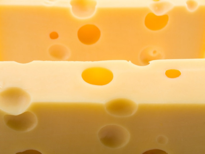 Creme de leite e molhos à base de queijos são repletos de gordura, 
que também atrapalham a rotina do metabolismo. Risque-os da sua lista do
 supermercado!
