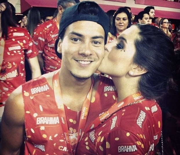 É claro que os fãs do casal ficaram encantados com tanta fofura e lotaram as redes sociais dos dois de mensagens desejando apenas as melhores coisas para eles