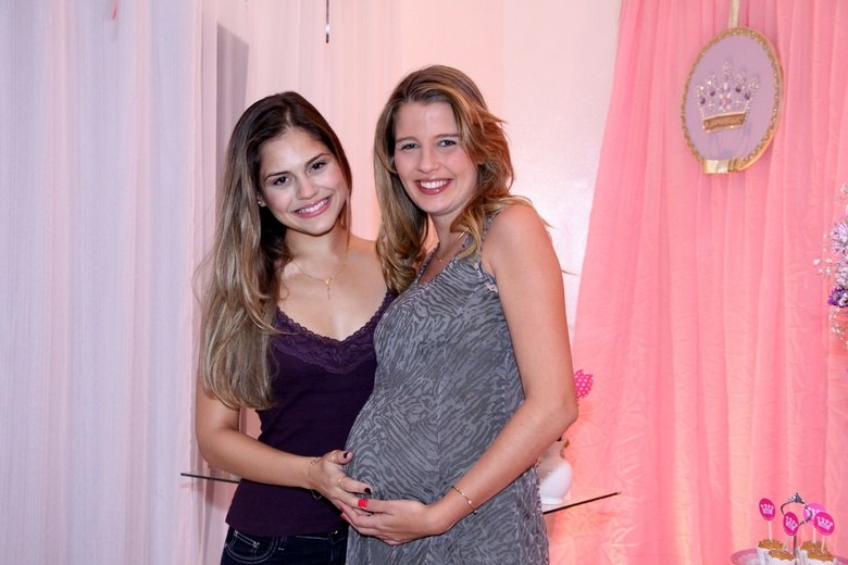 Debby Lagranha não consegue esconder a felicidade imensa que está sentindo nos últimos tempos. Leia reportagem: 'É mais um sonho realizado', diz Debby Lagranha em chá de bebê