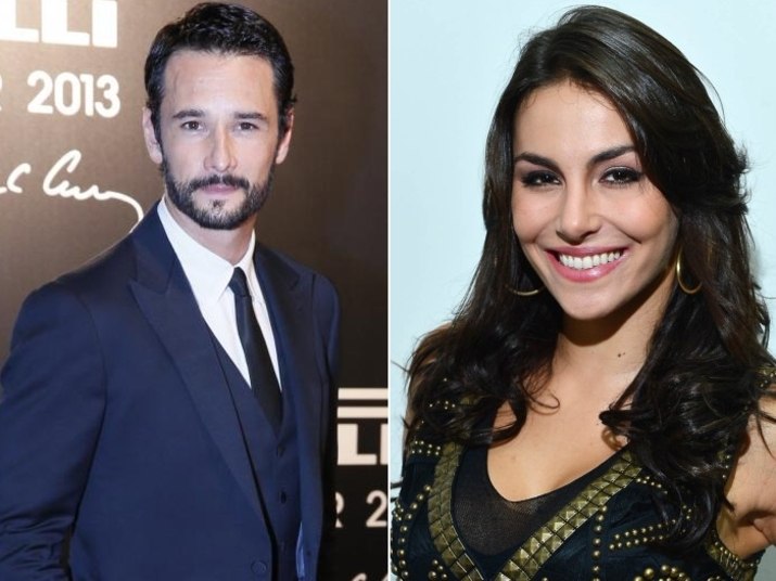 Mel Fronckowiak abandonou o time das solteiras! De acordo com a coluna de Ancelmo Gois, do jornal O Globo, a atriz conquistou o coração de Rodrigo Santoro e os dois estão namorando. Que casal lindo, hein? Vale lembrar que a gata tem 25 anos e Rodrigo, 37! Veja mais detalhes aqui!Não sabe o que dar de presente para o seu amor? O R7 te ajuda a escolher!