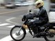 Os moradores do Rio de Janeiro (RJ) encontram uma oportunidade para atuar como motoboy e receber salário entre R$ 4.000 e R$ 5.000. O posto é
para trabalhar com entregas e recolhimento de documentos