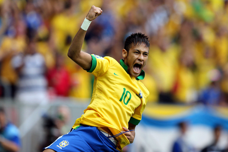 O golaço foi bastante comemorado pelo craque, que não marcava há dez partidas (oito pelo Santos e duas pela seleção brasileira)