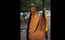 A mulher acima foi fotograda enquanto esperava para
dar a luz no Hospital de Hagadera, em Dadaab, no Quênia, que abriga cerca de
500 mil refugiados que deixaram para trás anos de conflito e fome na Somália