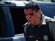 Policial fica ferido durante confronto com manifestantes aos arredores da Arena Castelão, em Fortaleza
