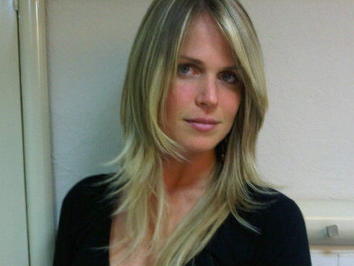 O arqueiro do Queens Park Rangers é casado com a bela loira Susana Werner