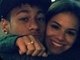 A mãe da atriz era apontada como um dos empecilhos para o romance ir adiante, até por causa da distância entre os dois. Bruna morava no Rio, enquanto Neymar ainda era jogador do Santos. Quando todos já tinham esquecido a história, Neymar foi para a Sapucaí com a Turma do Tois no Carnaval de 2013 e assumiu que estava namorando Bruna Marquezine. Namorado babão, o craque prestigiou a namorada, que era destaque da Grande Rio