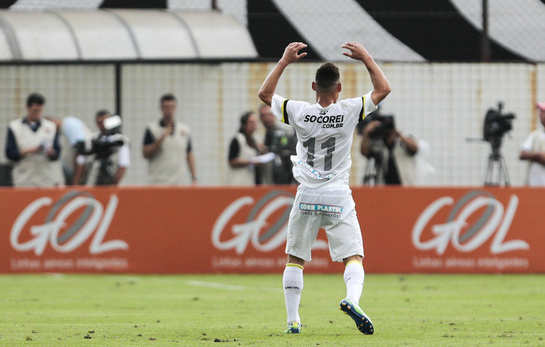 Sem Neílton no banco, o Santos vai entrar em campo precisando apenas do empate nesta quarta-feira, na Arena do Grêmio, para avançar 
às quartas de final da Copa do Brasil. Isso porque venceu o adversário gaúcho no 
jogo de ida das oitavas por 1 a 0, na Vila Belmiro. Derrota por um gol de 
diferença, desde que marque ao menos um, também serve para a equipe