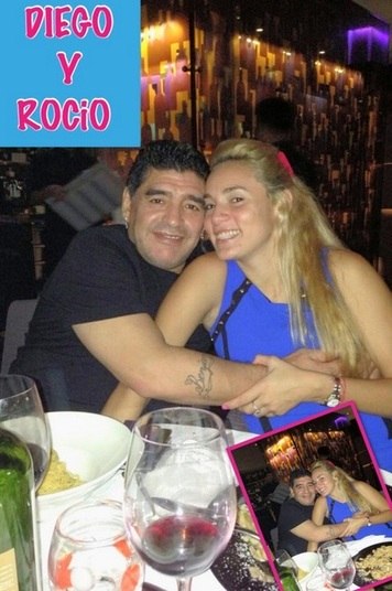 Rocío costuma exibir momentos íntimos do casal em uma rede social 