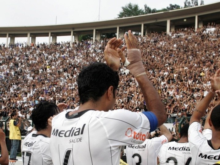 Esse sorteio é importante porque todas as equipes tem a preferência 
de decidir a vaga para as quartas de final em seus domínios. Assim, a 
vantagem do segundo jogo em casa ficou com Corinthians, Grêmio, 
Salgueiro, Atlético-PR, Goiás, Vasco, Atlético-MG e Flamengo