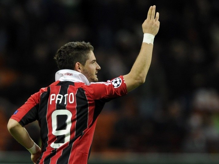 

Em 2007, Alexandre Pato, hoje no Corinthians, foi vendido do Internacional
para o Milan por 14 milhões de euros, ou cerca de R$ 37 milhões. O valor coloca
a transferência do atacante como a décima mais lucrativa da história do futebol
brasileiro

