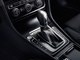 







A 7ª geração do Volkswagen Golf promete 'detonar' o segmento de hatchs médios. Isso porque, apesar do preço ainda elevado, o modelo terá três configurações mecânicas de tirar o fôlego. A mais simples virá equipada com o pequeno motor 1.4 TSI (turbo), dotado de injeção direta de gasolina, comando variável de válvulas e capaz de produzir 140 cv de potência a 4.500 rpm e um torque forte de 25,5 kgfm despejado nas rodas dianteiras desde os 1.500 girosQuer saber tudo sobre carros? Acesse www.r7.com/carros