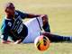 Mesmo com uns quilinhos a mais, o centroavante é o artilheiro da equipe com cinco gols. Mistério cerca carreira de Sasha no vôlei