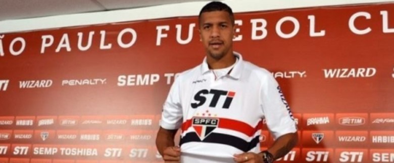 O São Paulo é o campeão em ter atletas agenciados pelo empresário. Antônio Carlos, zagueiro que chegou recentemente ao clube, é um deles. Além do defensor, Aloísio, Carleto, Édson Silva, Juan, Maicon, Roger Carvalho e Wellinton, que ainda não acertou com o clube, mas que está bem próximo, pertencem a Uram. Cortez e João Filipe não estão no clube paulista no momento, entretanto, também são agenciados pelo empresário