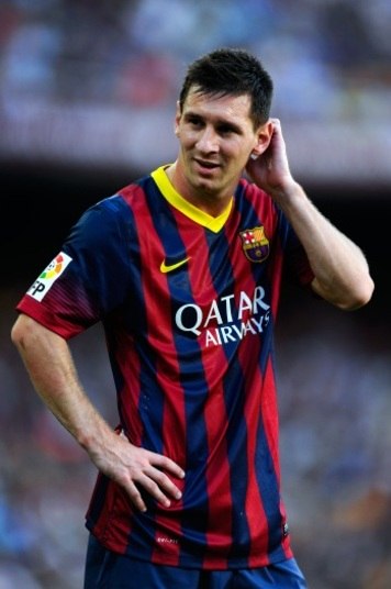 

As humilhações não teria se tornado opúblicas por conta de
uma “lei do silêncio” que existe no Barcelona. Será mesmo que Messi é tão rude
assim?

