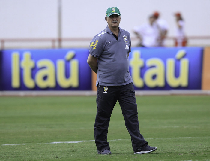 Resta saber agora quem seria o terceiro convocado por Luiz Felipe Scolari. Jô e Alexandre Pato disputariam a terceira vaga. Quem será que leva a melhor?