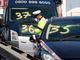 Os 130 automóveis e caminhões se chocaram na estrada. Algumas 
testemunhas declararam à emissora BBC que a neblina era tão intensa 
que quase não era possível ver a pista e que muitos veículos não tinham 
as luzes acesas no momento do acidente